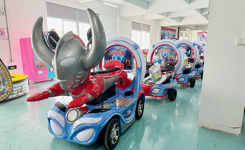 奧特戰(zhàn)隊(duì)一拖五火車-_12.jpg
